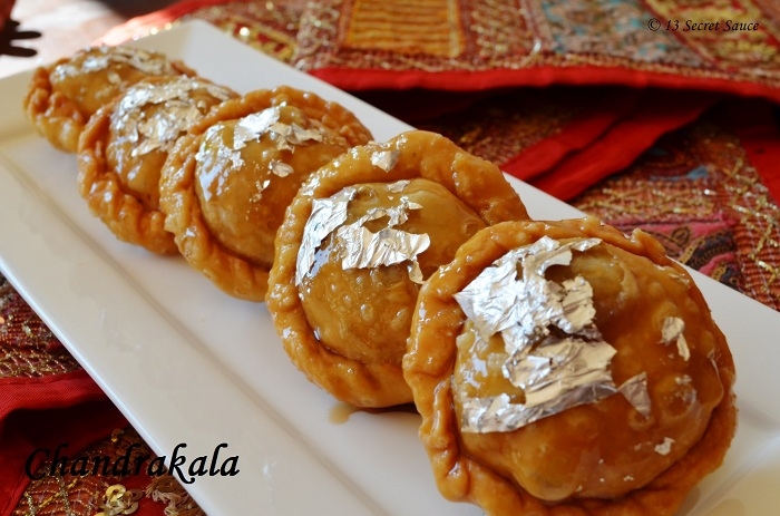 Chandrakala/Chandrakala Gujhiya Recipe