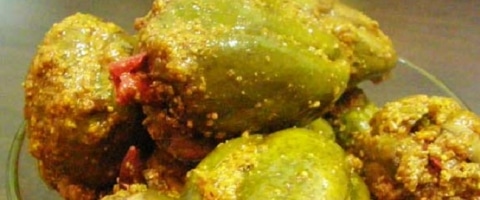 आम का भरवां अचार - Stuffed Mango Pickle Recipe