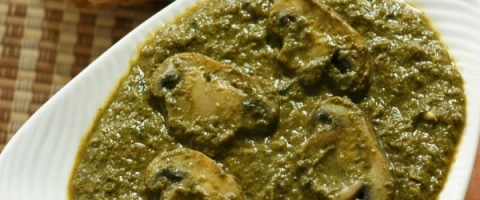 Palak Mushroom Curry - Khumbh Palak Curry