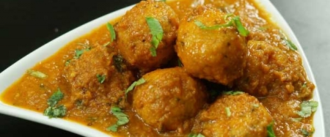 अंजीर कोफ्ता करी - Anjeer Kofta Curry Recipe