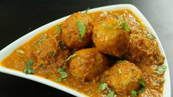 अंजीर कोफ्ता करी - Anjeer Kofta Curry Recipe