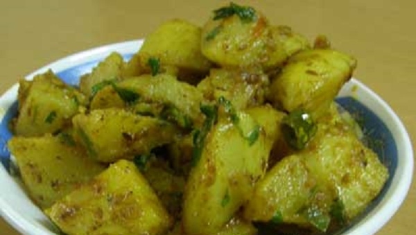 शलगम आलू की सब्जी - Aloo Shalgam Sabzi - Potato Spicy Turnips