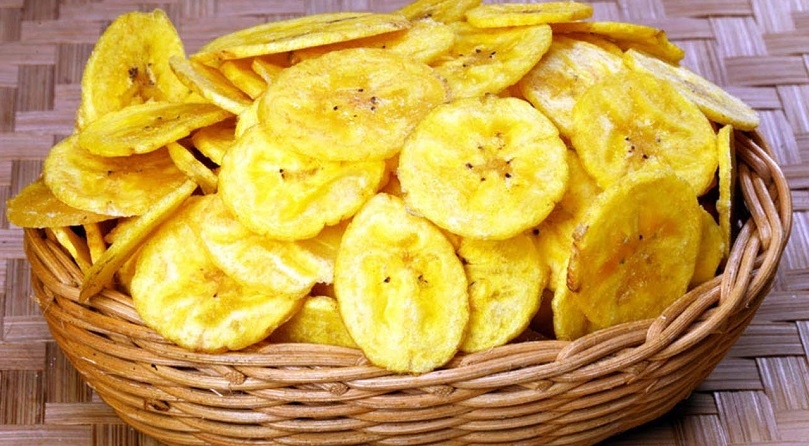 कच्चे केले के चिप्स - Raw Banana Chips Recipe