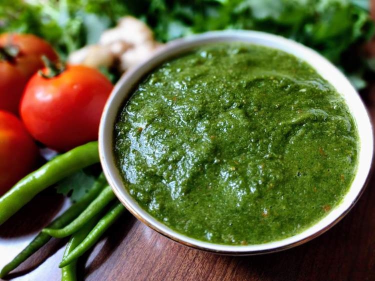 Green Coriander Chutney Recipe - Dhaniya Ki Chutney Recipe