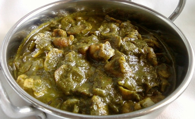 पालक मगोड़ी की सब्जी - Palak Mangodi Recipe - Spinach Curry with Mangodi