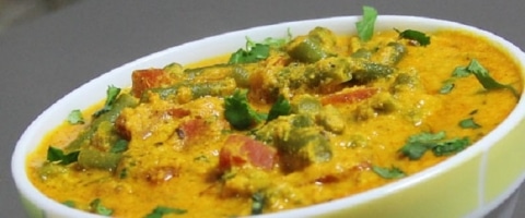 गाजर बीन्स करी - Gajar Beans Sabzi - Green Beans and Carrot Curry Recipe