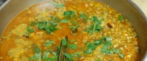 अंकुरित मूंग दाल - Sprouted Moong Dal Curry Recipe