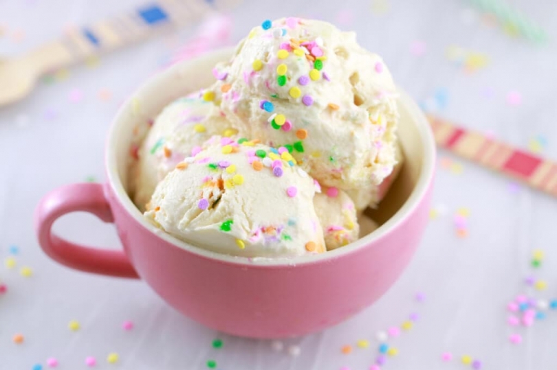 Curd Ice Cream Recipe - Indian Yogurt Ice Cream Recipe