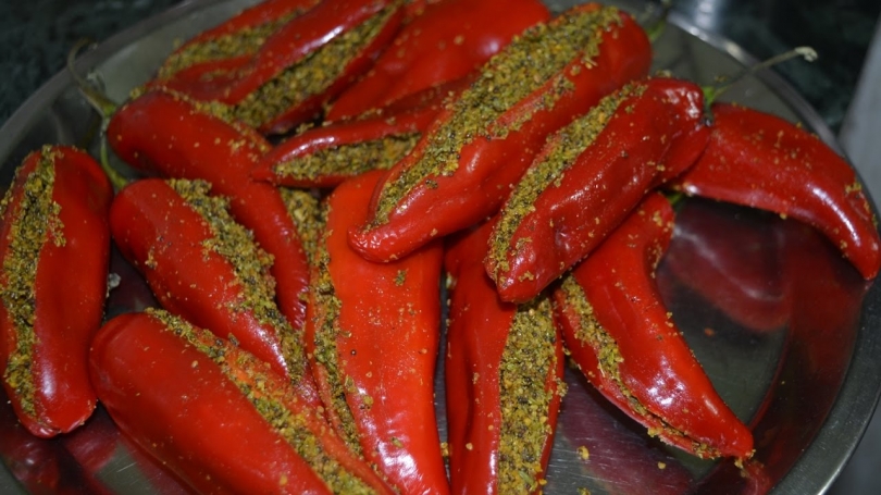 Bharwa Lal Mirchi ka Achar Recipe - Red Chilli Pickle Recipe