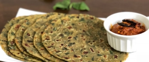 Spinach Paratha - Punjabi Palak Masala Paratha - Palak Paratha Recipe