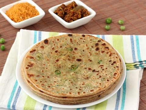 Peas and Cottage Cheese Stuffed Paratha - Matar Paneer Paratha Recipe