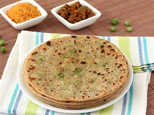 Peas and Cottage Cheese Stuffed Paratha - Matar Paneer Paratha Recipe