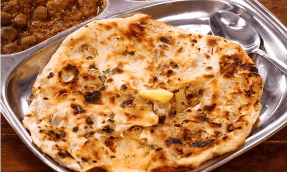 अमृतसरी आलू कुलचा - Amritsari Aloo Kulcha recipe