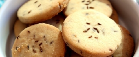 अजवायन कुकीज - Salted Ajwain Cookies Recipe