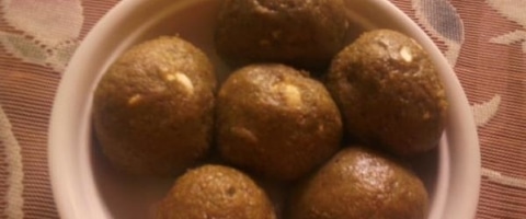बाजरा चूरमा लड्डू - Bajra Churma Ladoo Recipe