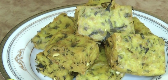 कोथिम्बीर वड़ी - Kothimbir Vadi Recipe