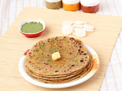 Punjabi Mooli Ka Paratha - Mooli Paratha Recipe