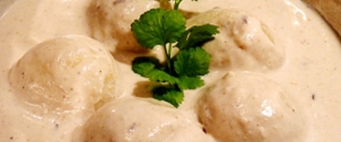 मलाई कोफ्ता व्हाइट ग्रेवी में - Malai Kofta in White Creamy Gravy