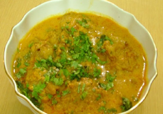 लौकी के कोफ्ते - Lauki Ke Kofte Recipe - Doodhi Kofta Curry Recipe